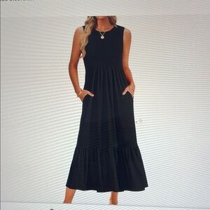 BlackSleeveless Crew Neck Maxi Swingdress